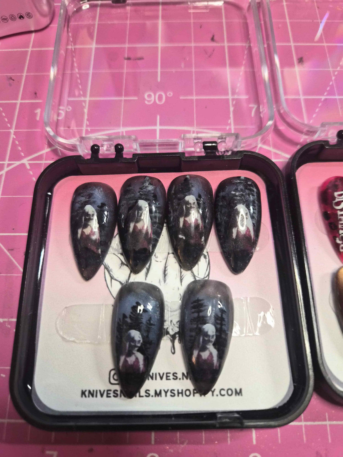 Custom Nails